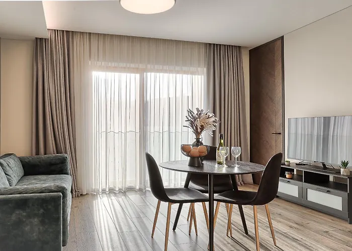 Amazing X Free Parking X Self Check In 24x7 * ヴィリニュス