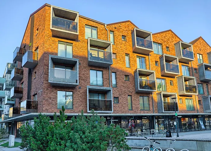 Amazing X Free Parking X Self Check In 24x7